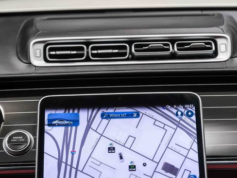 Certified 2023 Mercedes-Benz S 580e 4MATIC Sedan image 17