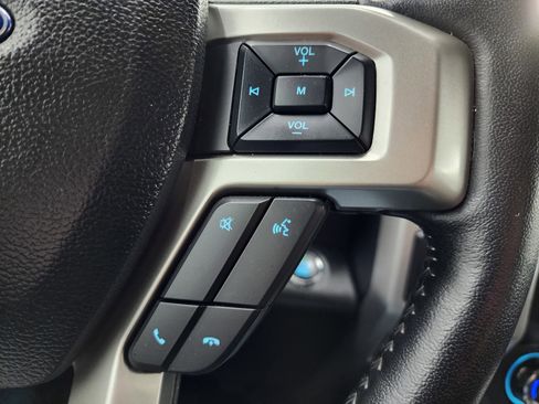 Used 2021 Ford F350 Lariat image 16