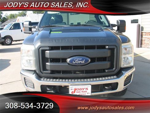 Used 2016 Ford F250 XL w/ Power Equipment Group image 26