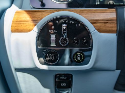 Used 2022 Rolls-Royce Ghost w/ Ghost Package image 22