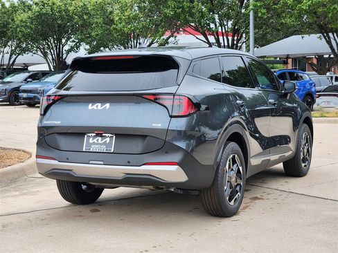 New 2026 Kia Sportage S image 4