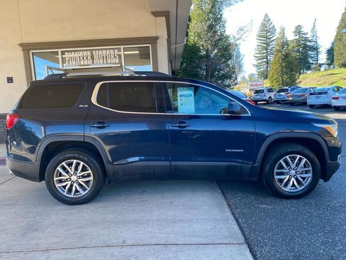 Used 2017 GMC Acadia SLE AWD/4WD image 7