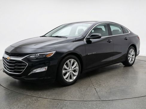 Used 2024 Chevrolet Malibu LT image 3