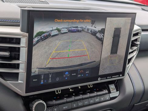 Used 2023 Toyota Tundra Platinum AWD/4WD image 19