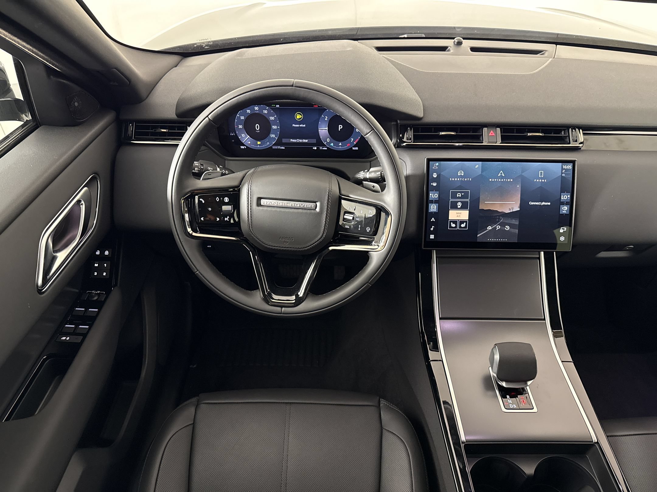 New 2026 Land Rover Range Rover Velar S AWD/4WD image 26