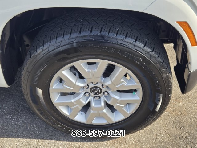 Used 2022 Nissan Frontier SV AWD/4WD image 21