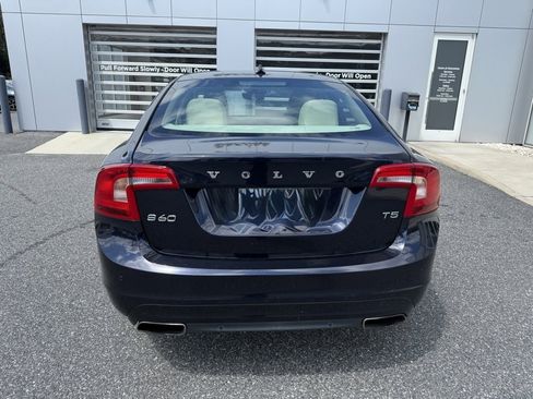 Used 2016 Volvo S60 T5 Premier image 4