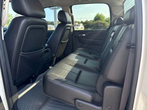Used 2011 Chevrolet Silverado 1500 LTZ w/ LTZ White Diamond Edition AWD/4WD image 36
