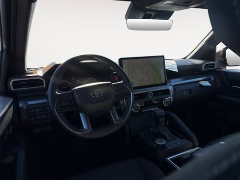 Used 2025 Toyota Tacoma TRD Off-Road image 15