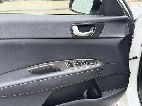 Used 2016 Kia Optima LX FWD image 10