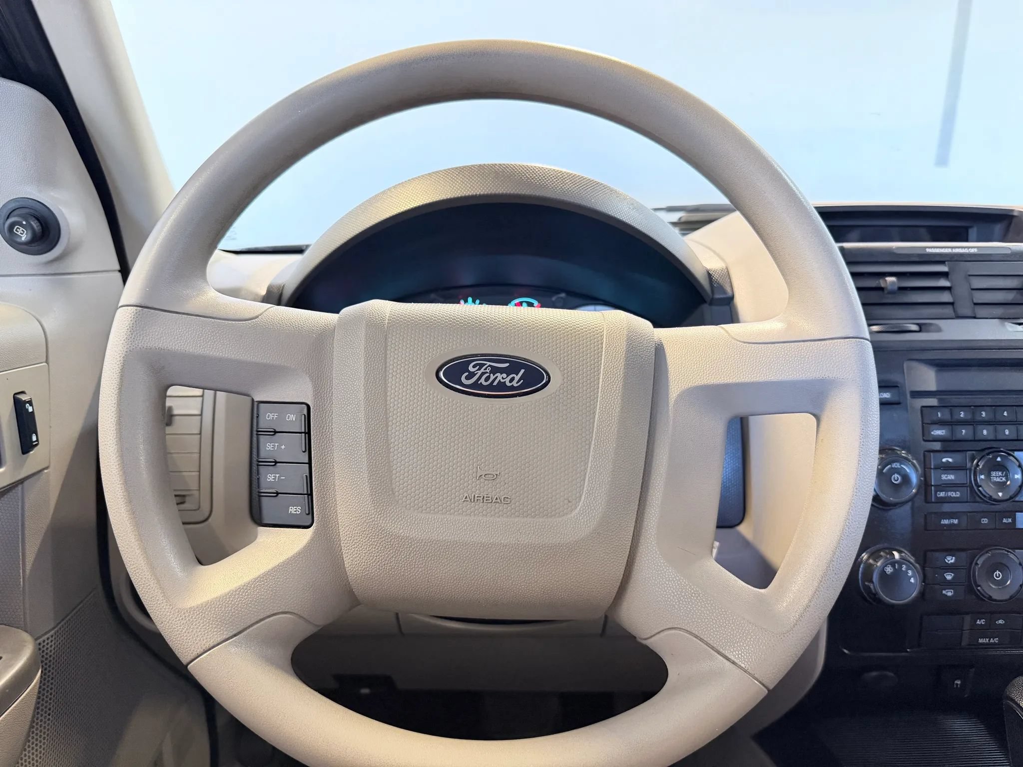 Used 2010 Ford Escape XLS FWD image 12
