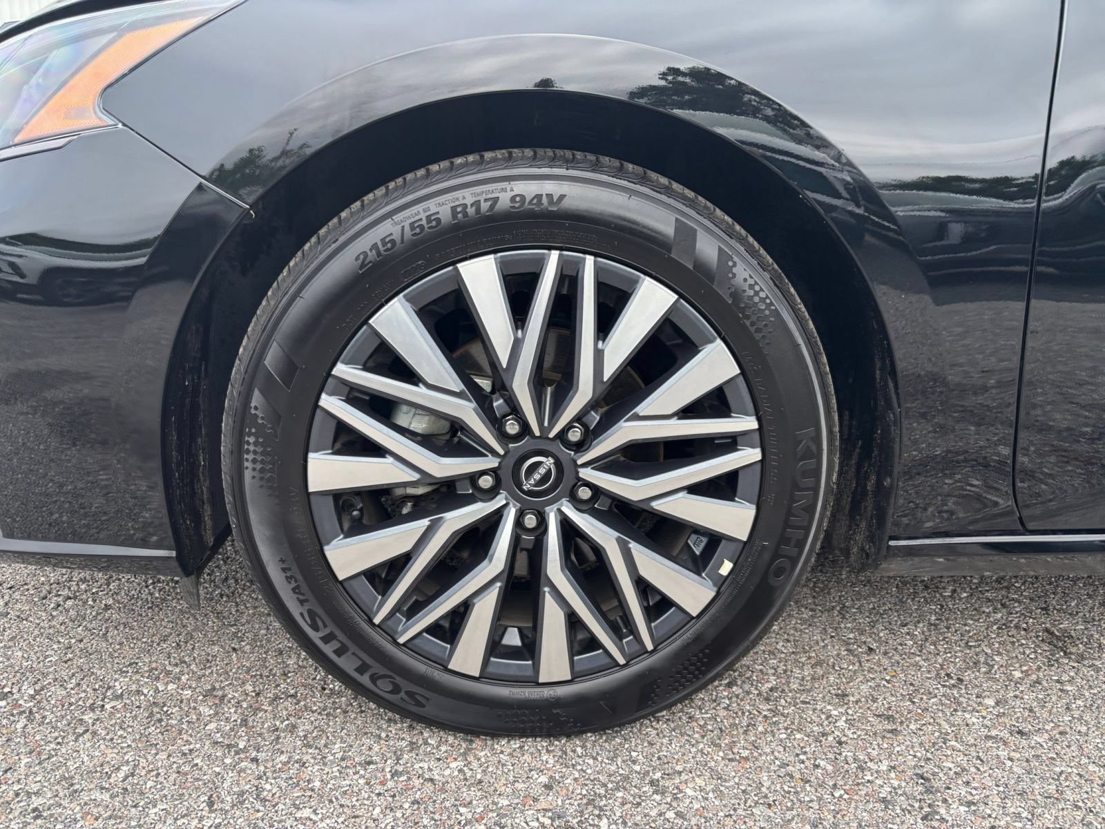 Used 2026 Nissan Altima 2.5 SV FWD image 29