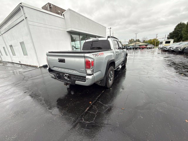 Used 2023 Toyota Tacoma TRD Off-Road w/ TRD Premium Off Road Package AWD/4WD image 7