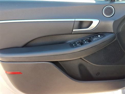 Used 2024 Hyundai Sonata SEL w/ Convenience Package image 10