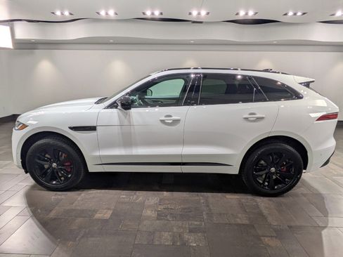 New 2026 Jaguar F-PACE R-Dynamic S image 3