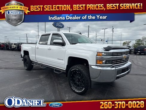 Used 2015 Chevrolet Silverado 2500 LT AWD/4WD image 1