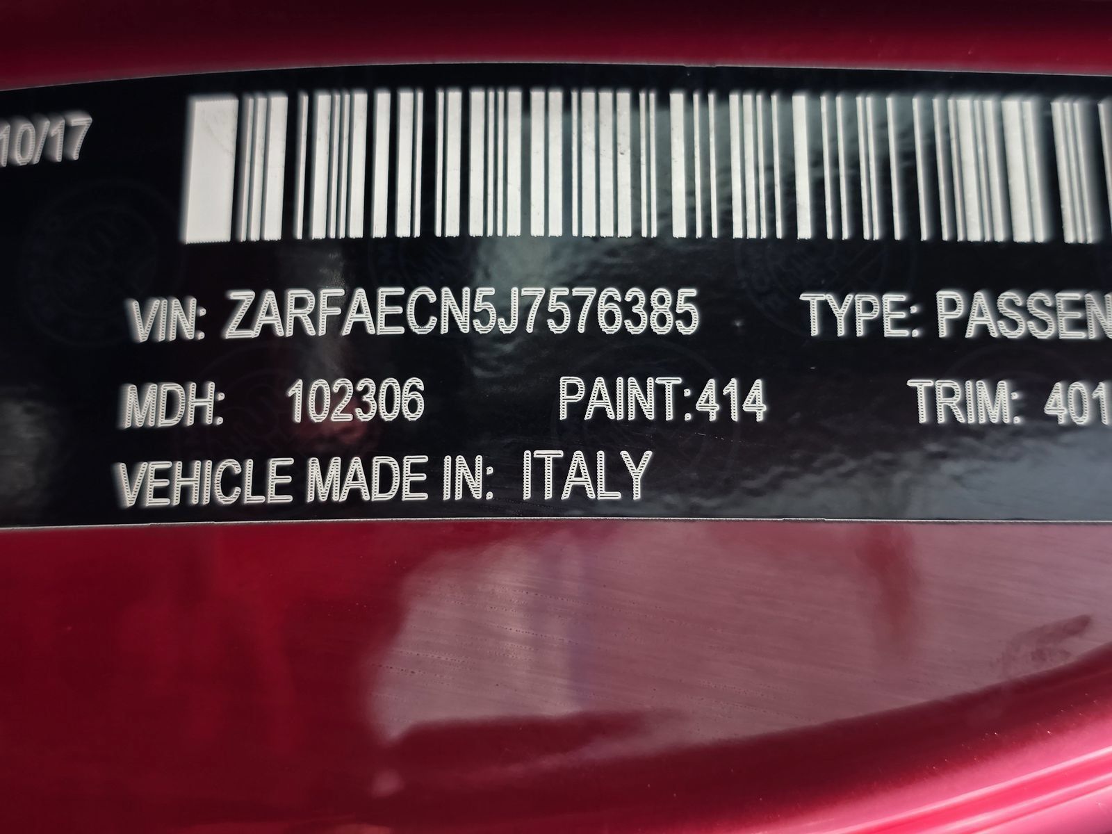 Used 2018 Alfa Romeo Giulia Ti Sport w/ Quick Order Package 22U Sport RWD image 32