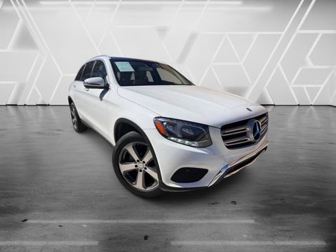 Used 2017 Mercedes-Benz GLC 300 w/ Premium 1 Package image 5