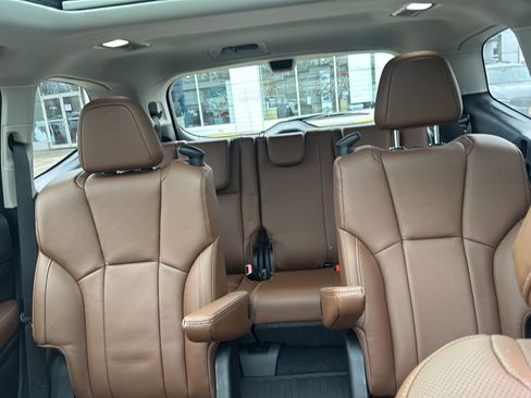 Used 2025 Subaru Ascent Touring w/ Popular Package #1 image 27