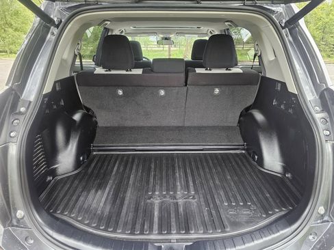 Used 2018 Toyota RAV4 XLE w/ Convenience Package AWD/4WD image 29
