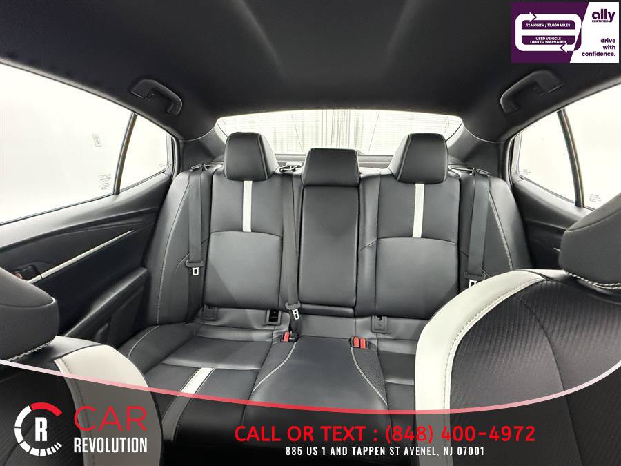Used 2025 Toyota Camry SE FWD image 10