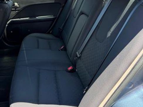 Used 2012 Ford Fusion SE FWD image 5