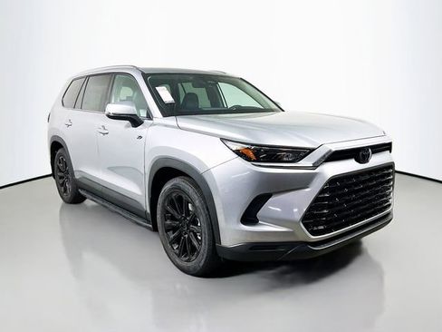 New 2026 Toyota Grand Highlander XLE image 1
