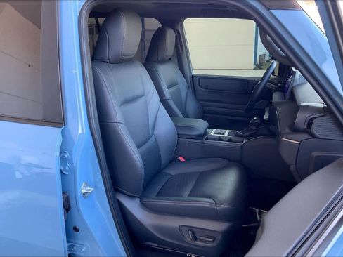 Used 2025 Toyota Land Cruiser w/ Premium Package image 9