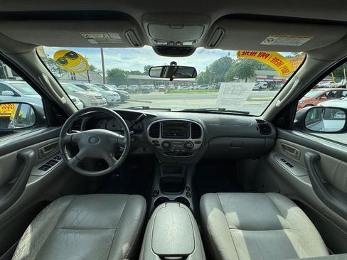 Used 2001 Toyota Sequoia Limited RWD image 24