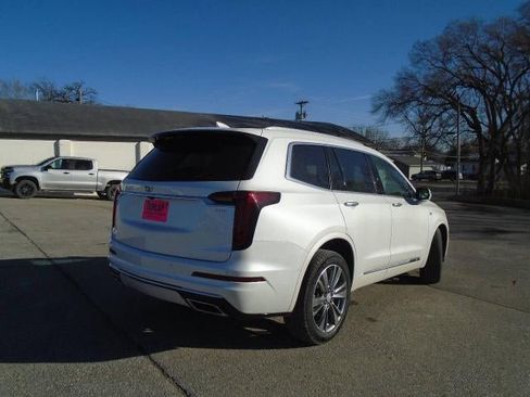 Used 2022 Cadillac XT6 Premium Luxury w/ Technology Package image 26