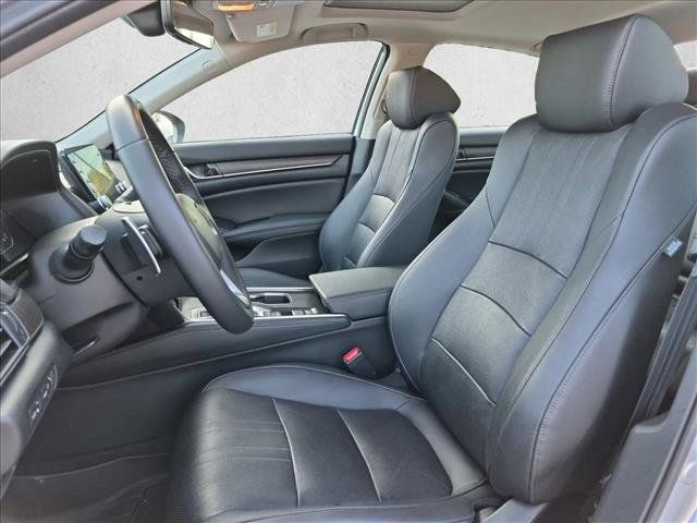 Used 2019 Honda Accord Touring image 17
