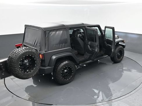 Used 2017 Jeep Wrangler Unlimited Sport w/ Quick Order Package 24S AWD/4WD image 25