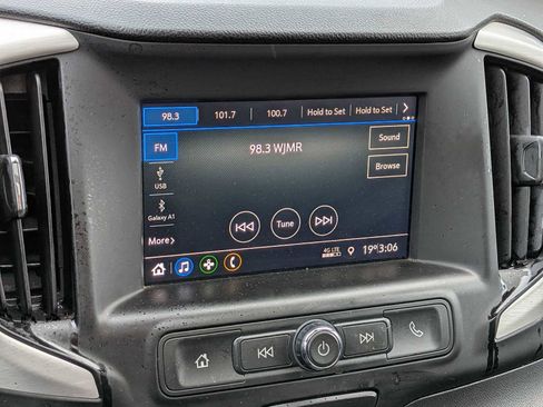 Used 2021 GMC Terrain SLE w/ Driver Convenience Package image 26