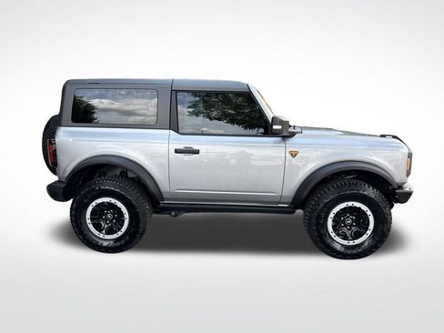 Used 2023 Ford Bronco Badlands w/ Sasquatch Package AWD/4WD image 3