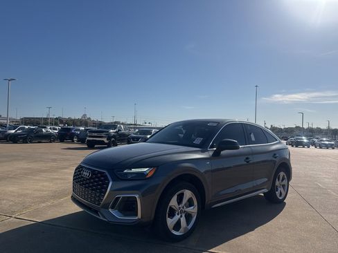 Used 2021 Audi Q5 2.0T Premium w/ Convenience Package image 7