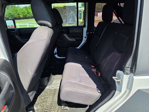 Used 2013 Jeep Wrangler Unlimited Sport AWD/4WD image 4