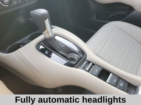 Used 2024 Honda HR-V LX image 6