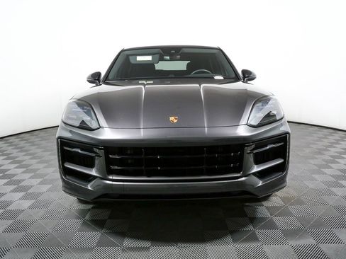 Certified 2024 Porsche Cayenne S image 37