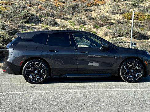 Certified 2025 BMW iX xDrive50 w/ Premium Package image 7