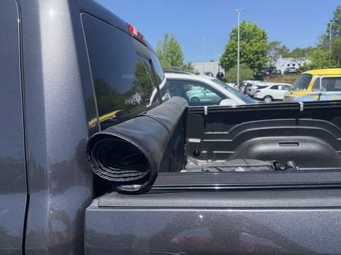 Used 2019 RAM 1500 Classic SLT image 19