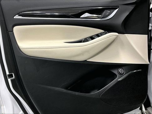 Used 2023 Buick Enclave Essence w/ Experience Buick Package image 21