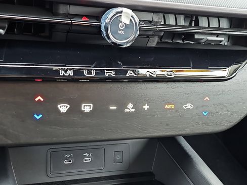 Certified 2025 Nissan Murano SV image 16