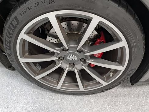 Used 2014 Porsche 911 Targa 4S AWD/4WD image 16