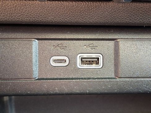 Used 2025 GMC Canyon Elevation w/ Convenience Package AWD/4WD image 23