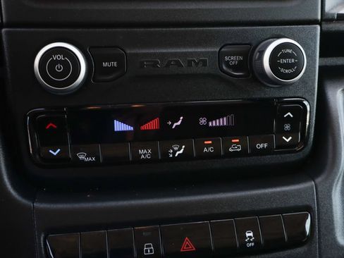 Used 2024 RAM ProMaster 3500 FWD image 33