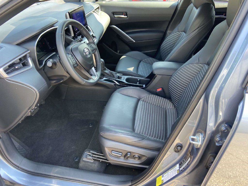 Used 2024 Toyota Corolla Cross AWD Hybrid w/ Convenience Package image 15