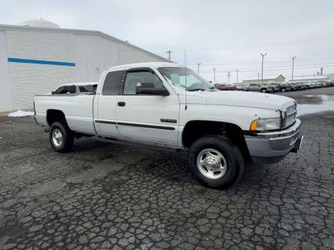 Used 2000 Dodge Ram 2500 Truck Truck Pickup Truck image 2