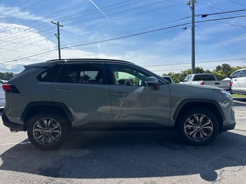 Used 2022 Toyota RAV4 XLE Premium AWD/4WD image 11
