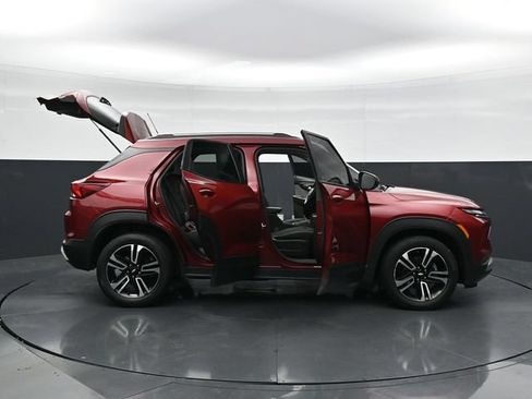 Used 2024 Chevrolet TrailBlazer LT w/ Driver Confidence Package FWD image 48