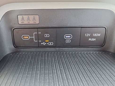 Used 2025 Hyundai Kona SEL AWD/4WD image 31